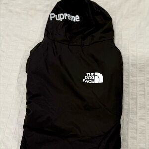 Black Hooded Dog Face Pupreme Vest with Logo. Sz L (12-16lb)
